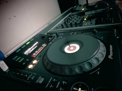 Show this booth : LuukZebregs's DJ -Booth Apr'13